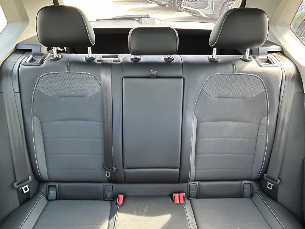 Certified Used 2022 Gray Volkswagen 1.5T SE image 13