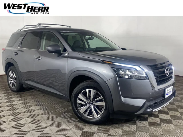 2023 Nissan Pathfinder SL 4WD