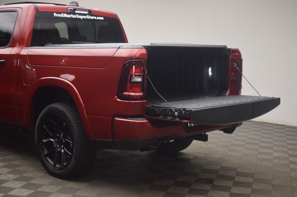 New 2026 Molten Red Pearl-Coat Exterior Paint RAM Laramie image 12