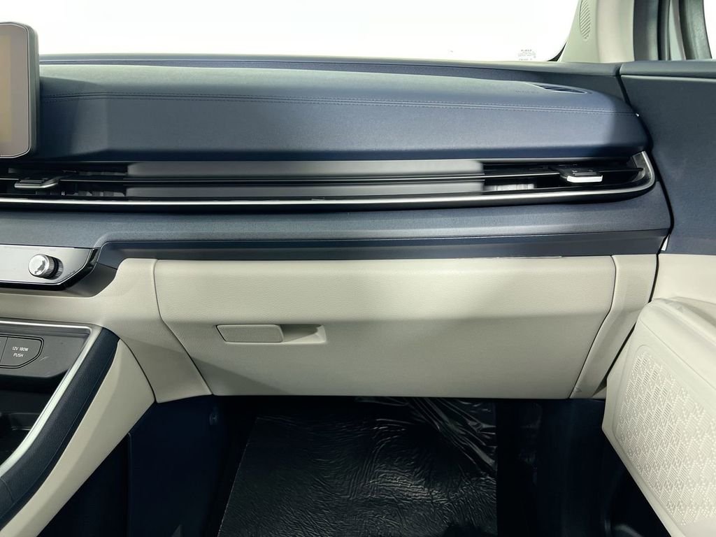 New 2026 Ceramic Silver Kia EX image 34