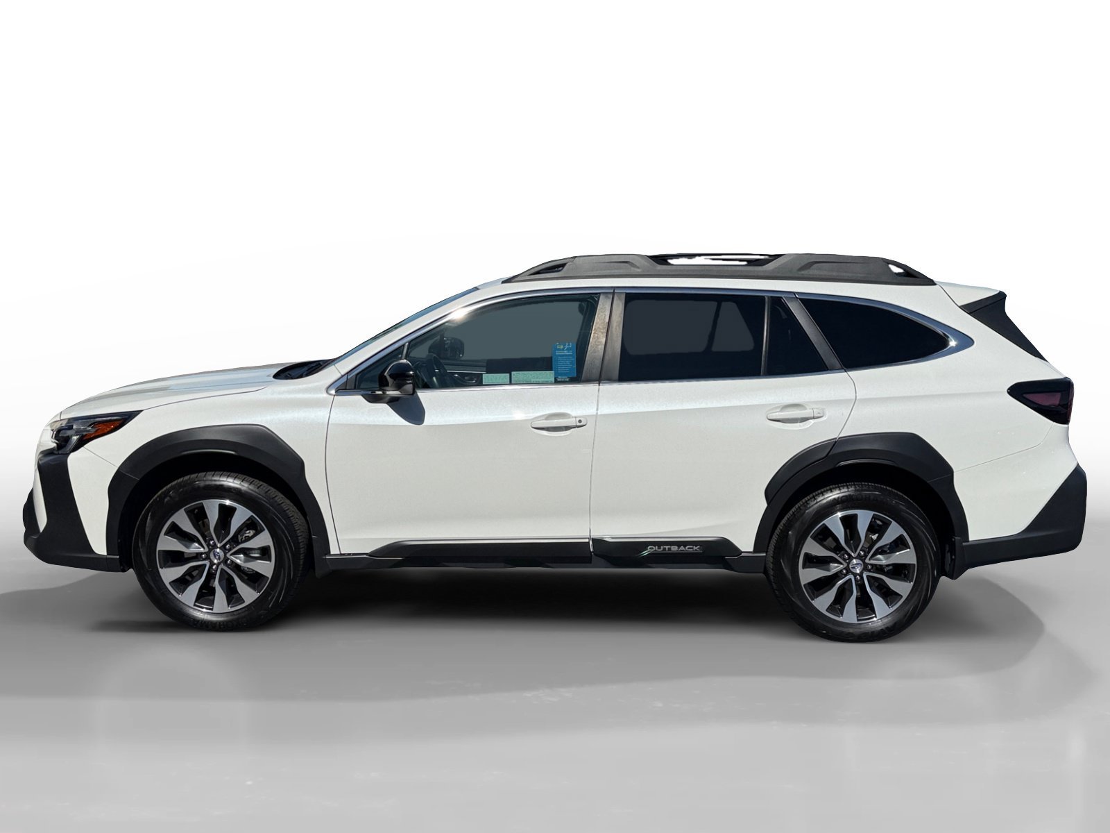Used 2024 Crystal White Pearl Subaru Limited image 2