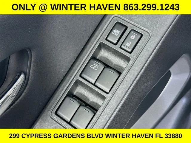Used 2025 Gray Nissan SV image 17