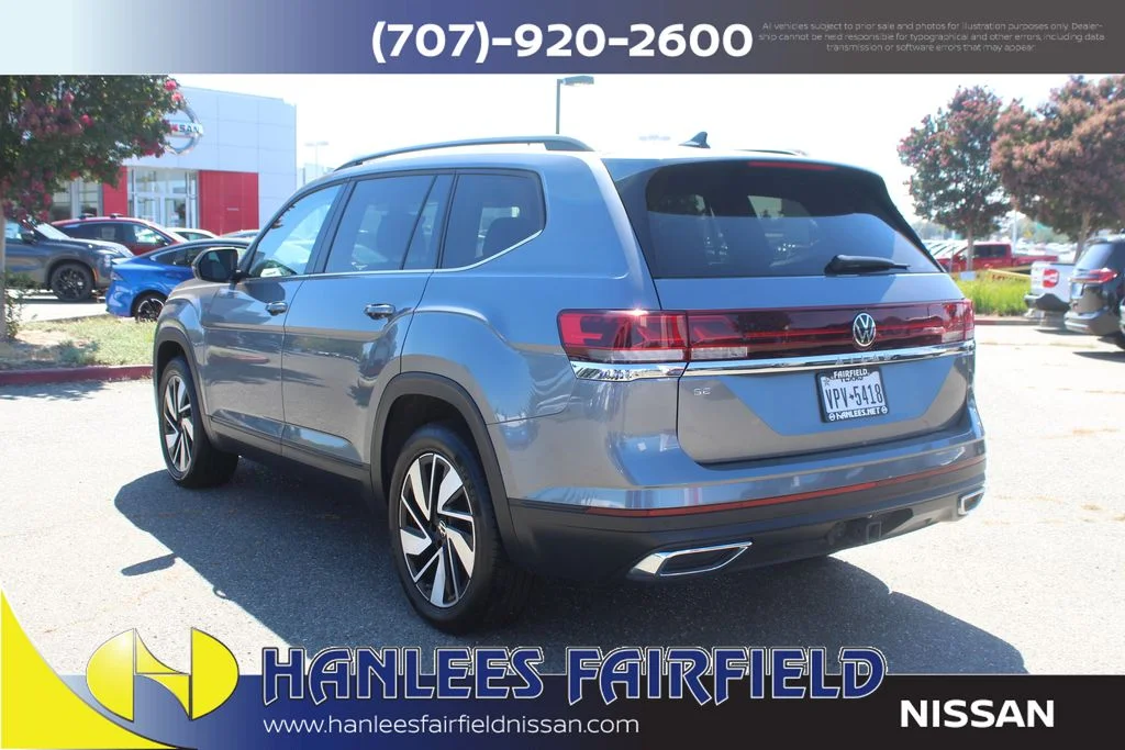 Used 2025  Volkswagen 2.0T SE w/Technology image 9