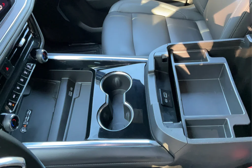 2025 Chevrolet Tahoe LT - Photo 40
