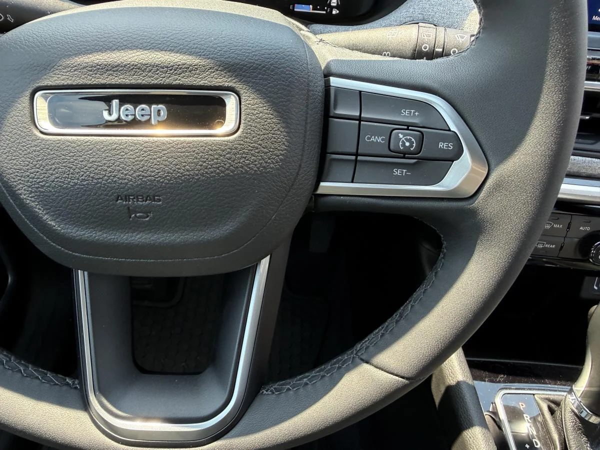 New 2025 Silver Jeep North image 30