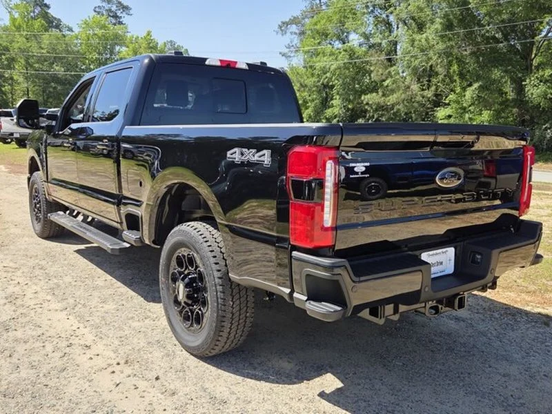 New 2026 Agate Black Metallic Ford F-250® Lariat® image 10