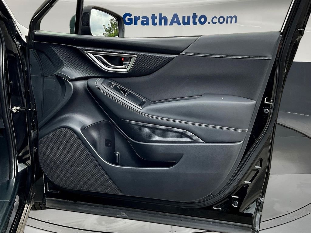Used 2022 Black Subaru Premium image 31