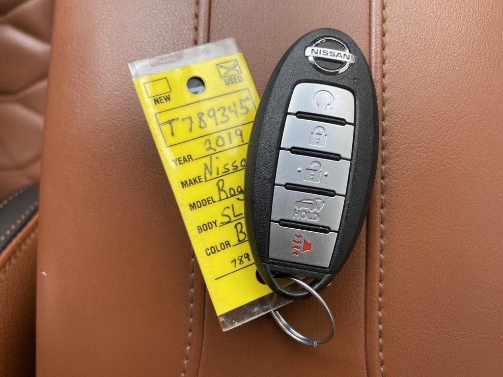 Used 2019 Magnetic Black Pearl Nissan SL image 23