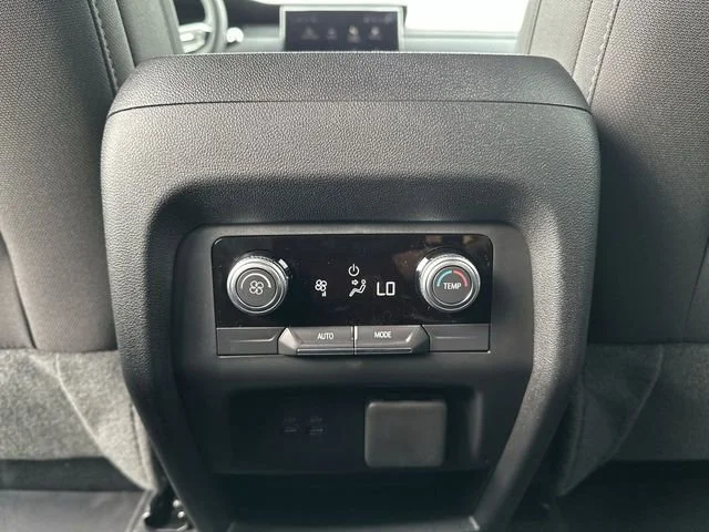 2026 GMC Acadia Elevation - Photo 21