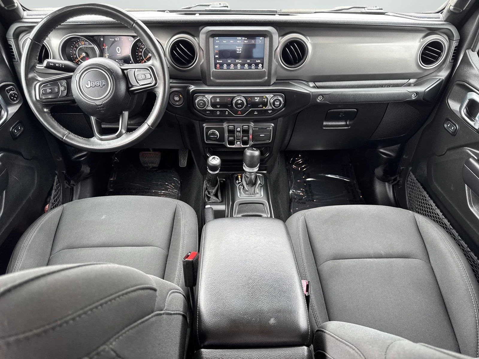 Used 2021 Granite Crystal Metallic Clearcoat Jeep Sport S image 13