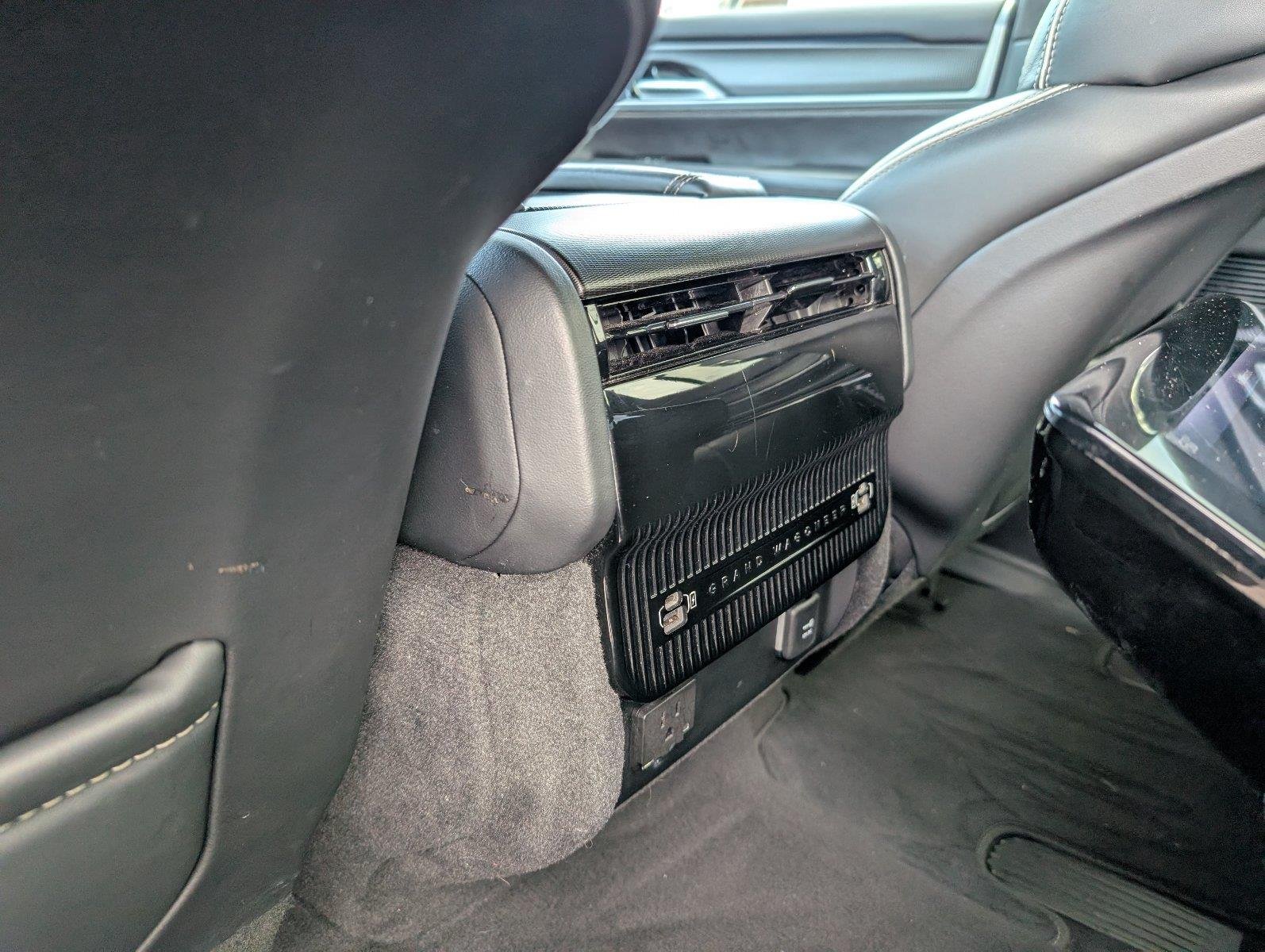 Used 2024 Baltic Gray Metallic Clearcoat Jeep Series II image 32