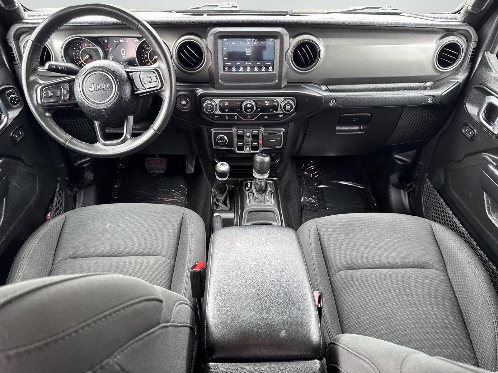 Used 2021 Granite Crystal Metallic Clearcoat Jeep Sport S image 13