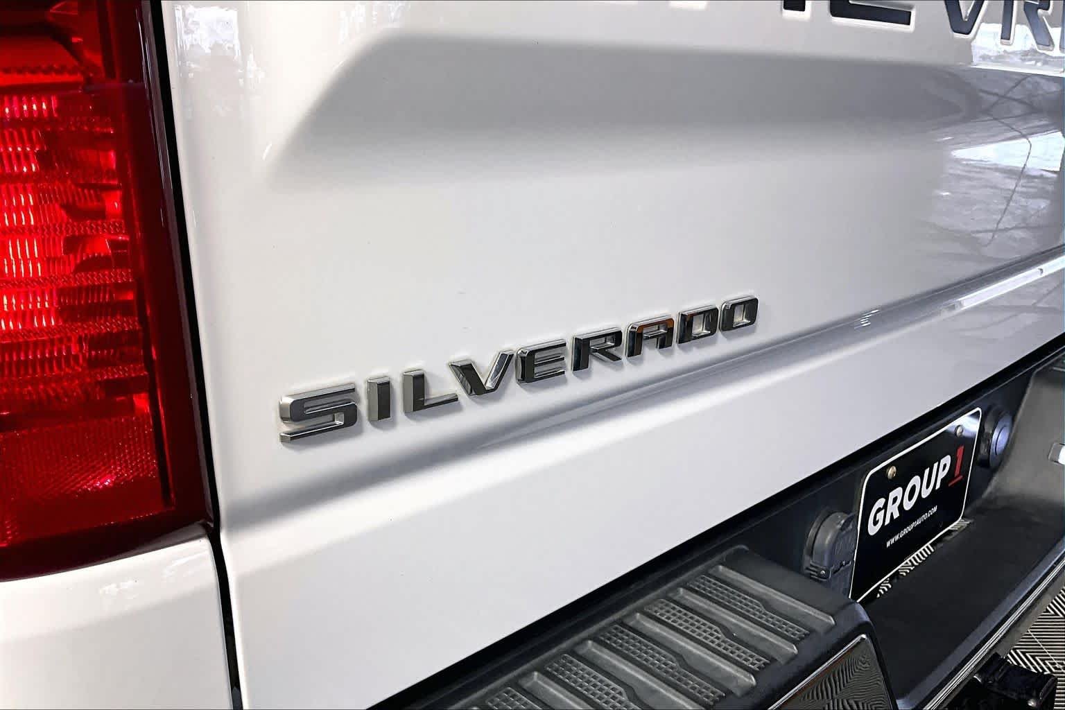 Used 2019 Summit White Chevrolet LT image 29
