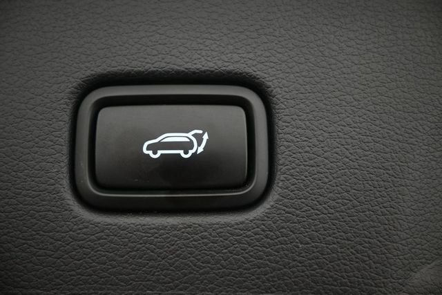 Used 2024 White Hyundai Calligraphy image 16