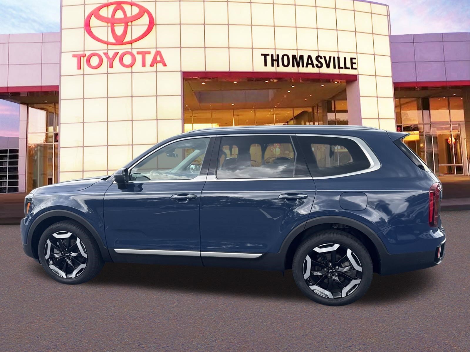 Used 2025 Midnight Lake Blue Kia S image 8
