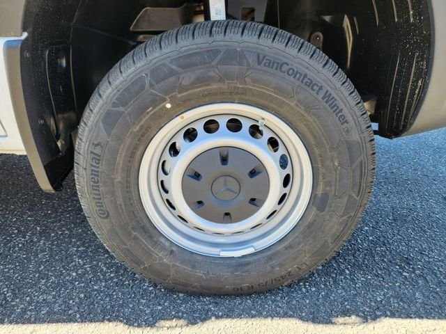 Used 2026 White Mercedes-Benz Cargo 144 WB image 19