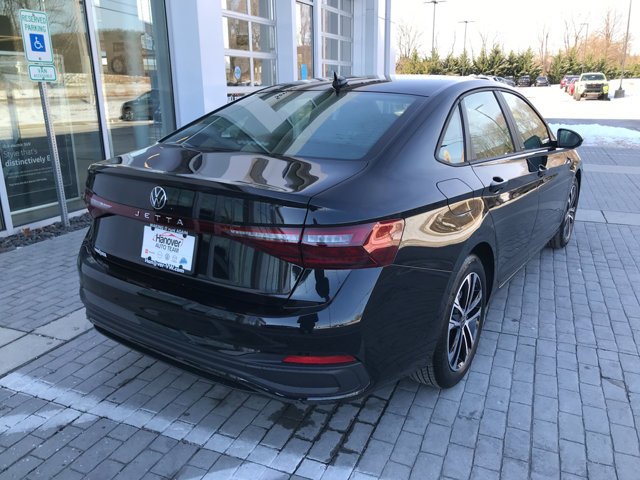 2026 Volkswagen Jetta Sport - Photo 7