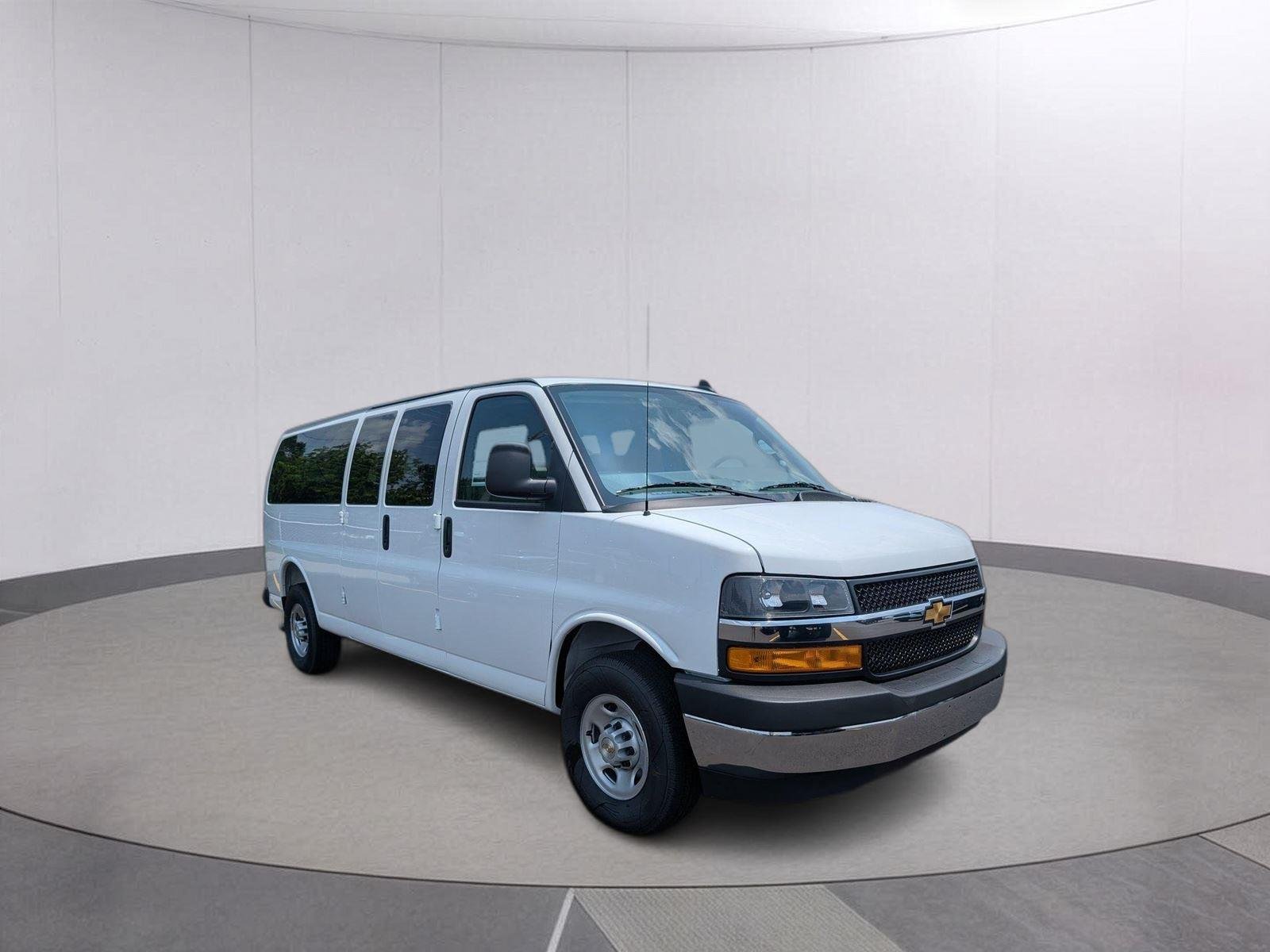 2026 Chevrolet Express Passenger