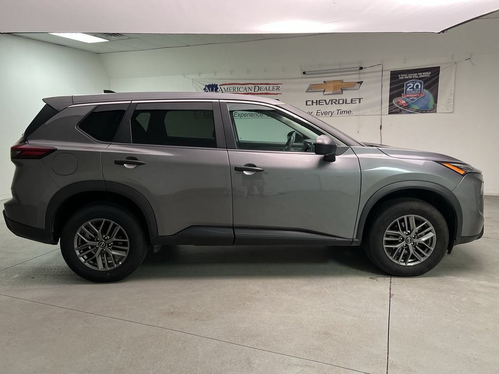 2024 Nissan Rogue S - Photo 9