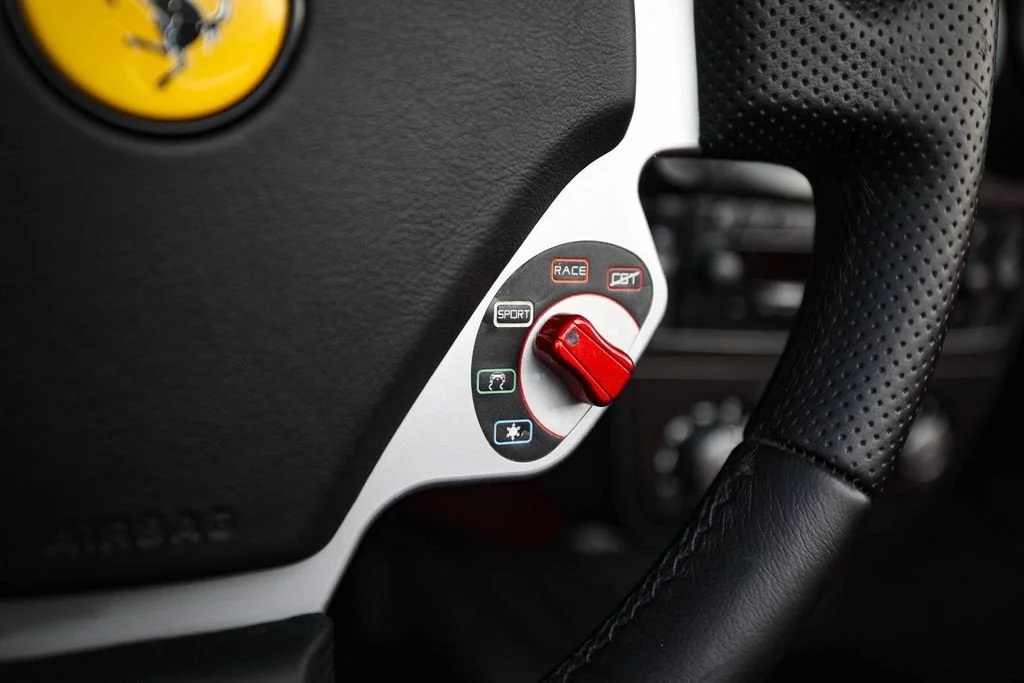 Used 2005 Grigio Silverstone Ferrari Spider image 33