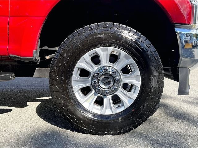 Used 2020 Red Metallic Ford XLT image 8