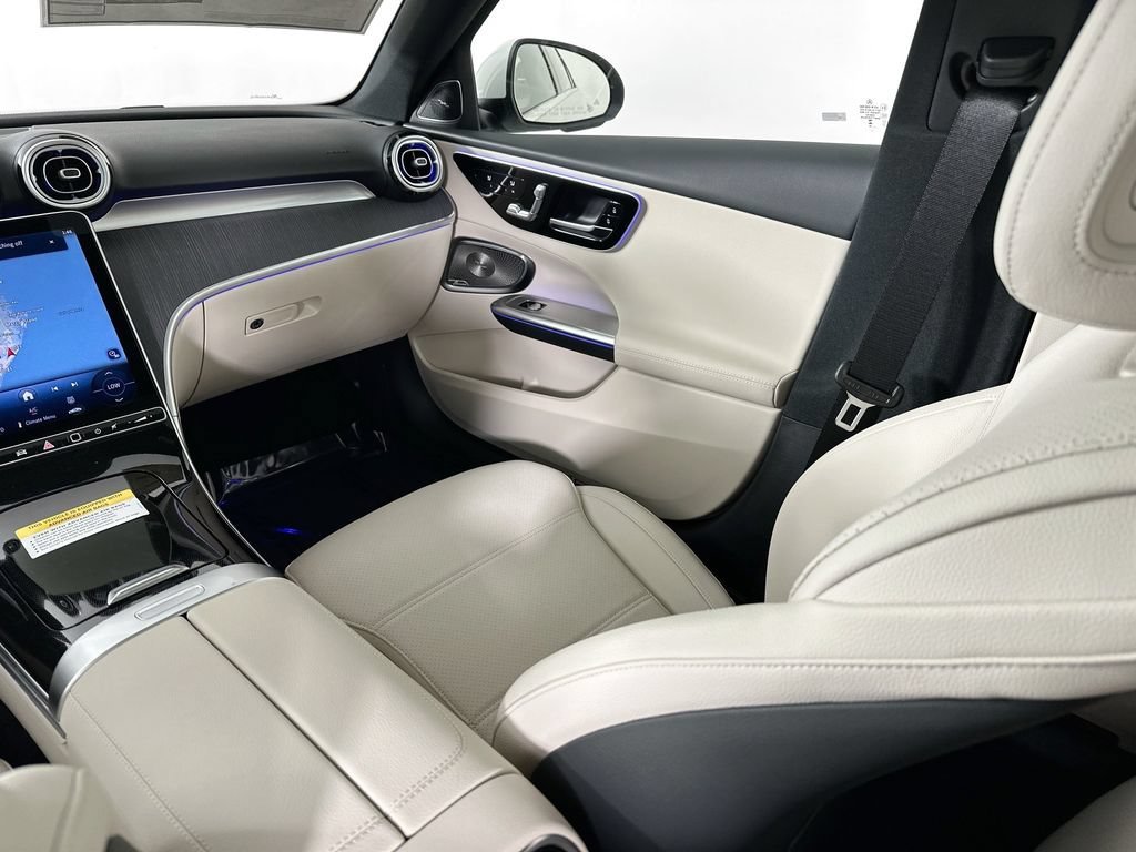 New 2026 Polar White Mercedes-Benz C 300 image 59
