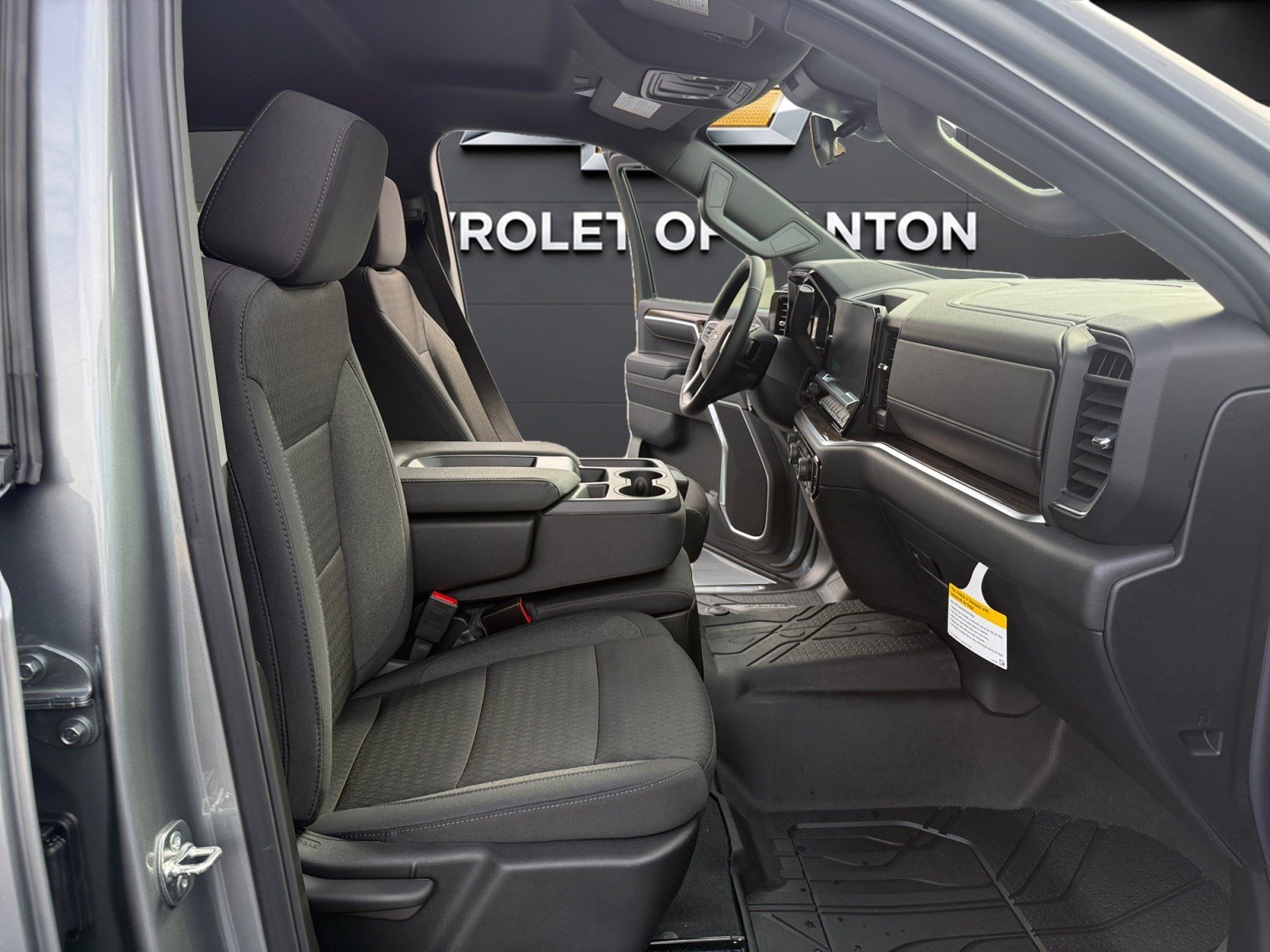 2026 Chevrolet Silverado 1500 RST - Photo 13