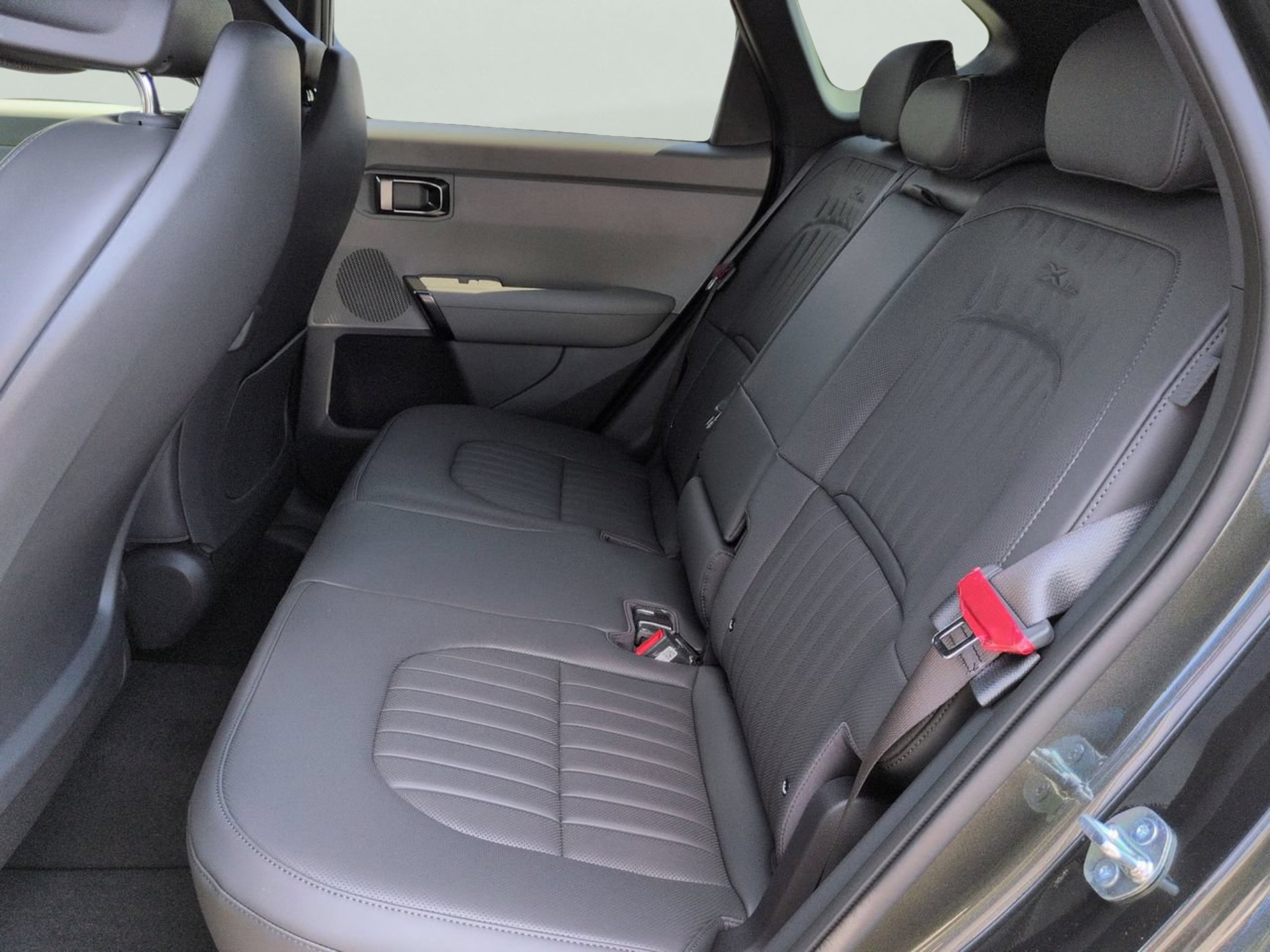 New 2027 Interstellar Gray Kia X-Line S image 11