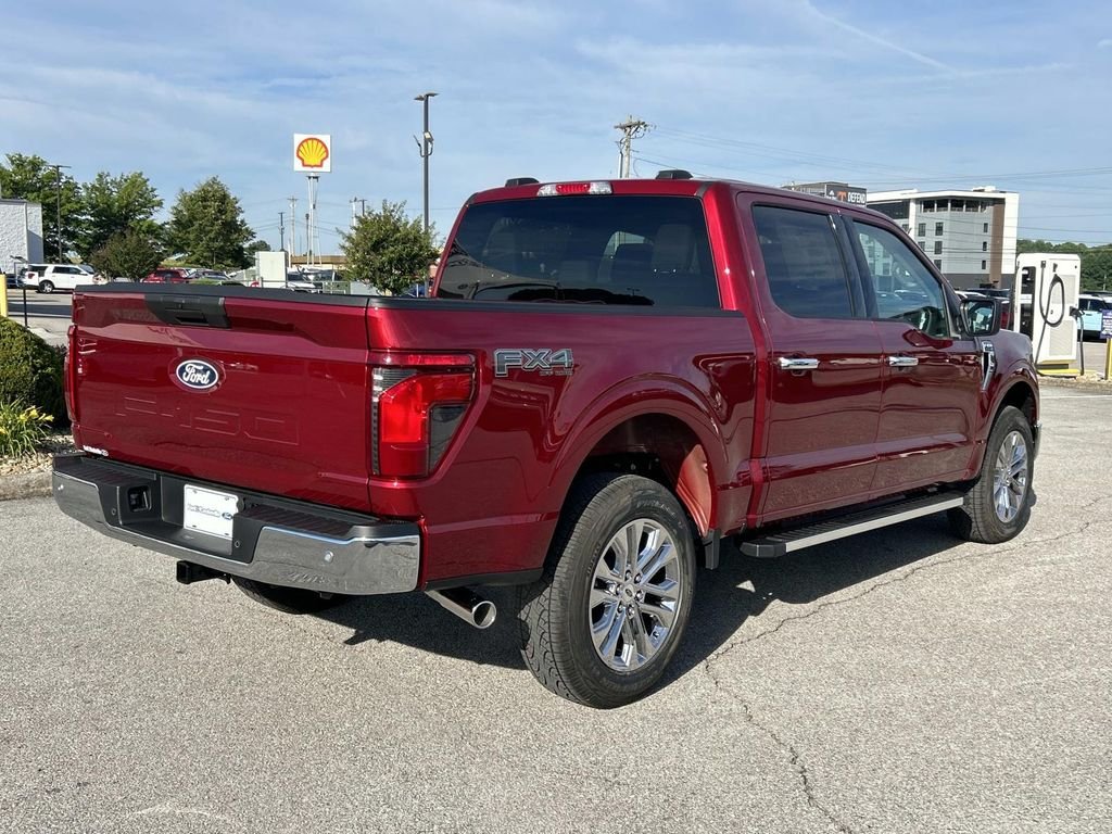 New 2026 Ruby Red Metallic Tinted Clearcoat Ford XLT image 4