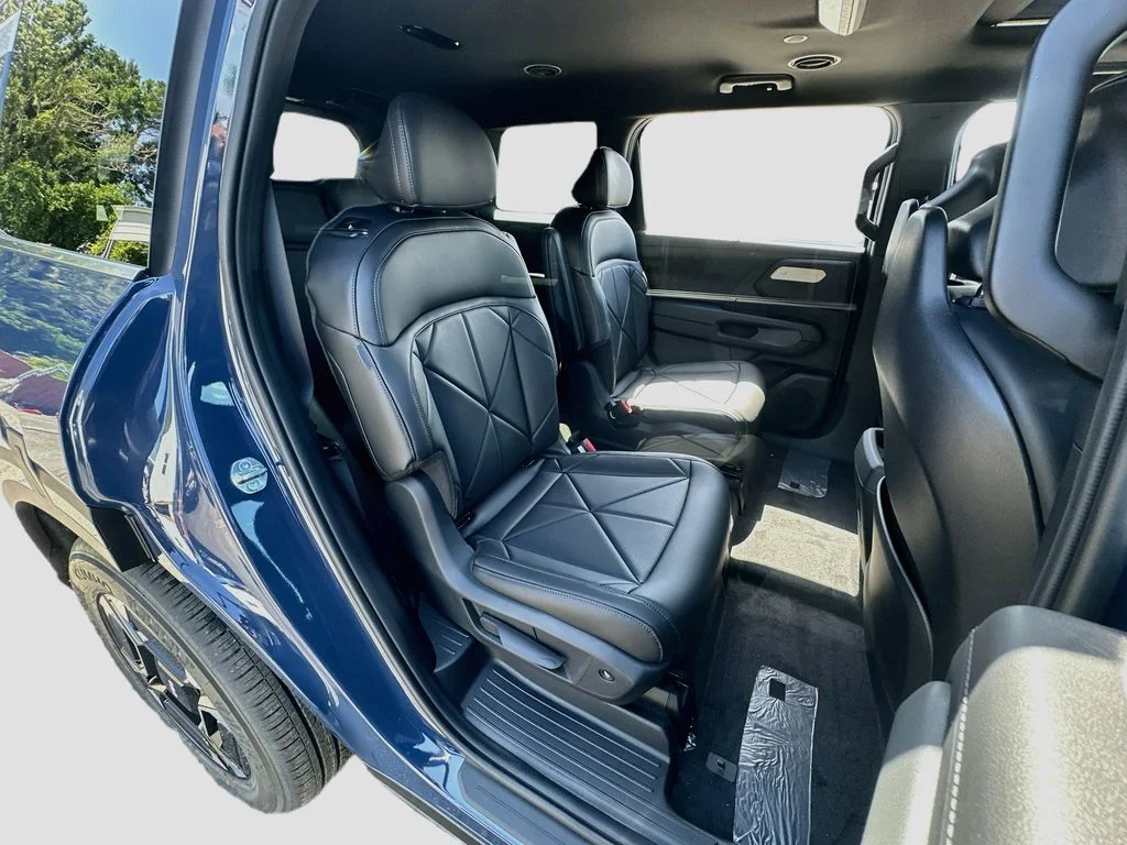 New 2027 Midnight Lake Blue Kia EX image 29