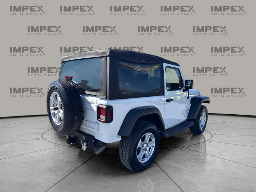 Used 2018 White Jeep Sport S image 5