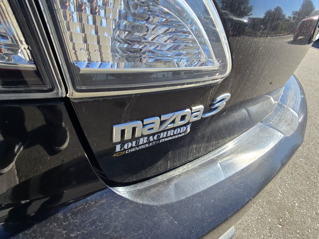 Used 2011 Black Mica Mazda i Sport image 10