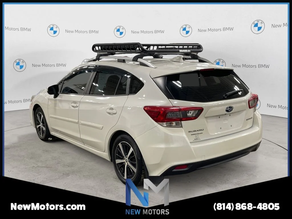 Used 2021 Crystal White Silica Subaru Premium image 3