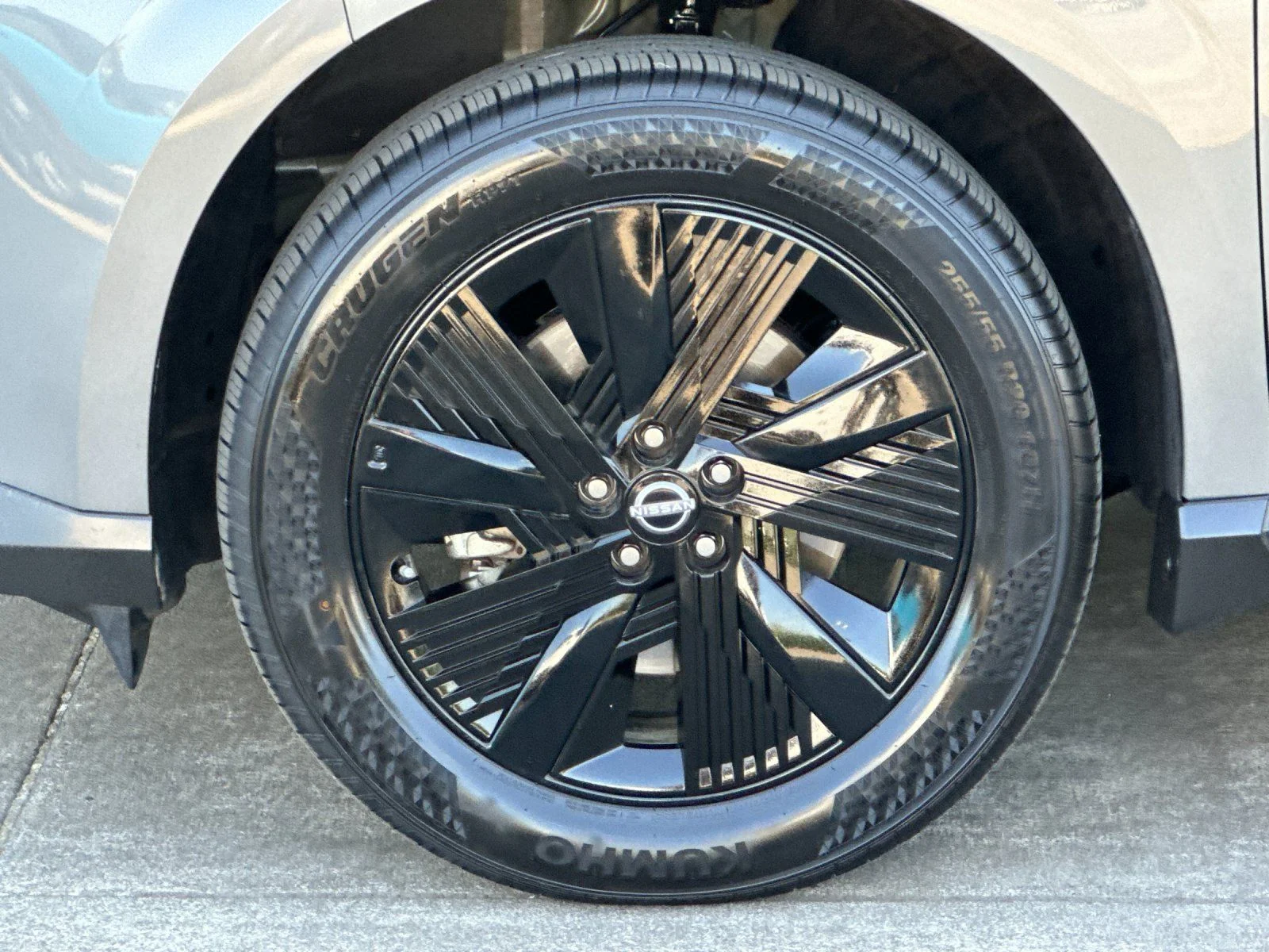 Used 2025 Gun Metallic Nissan SV image 23