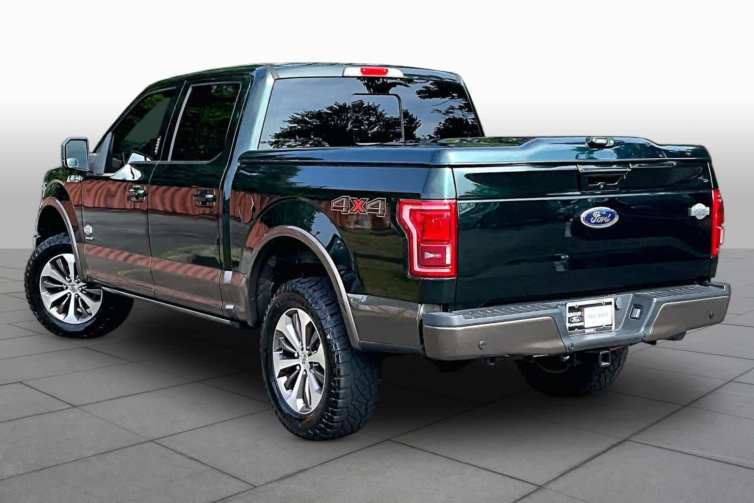 Used 2016 Green Gem Metallic/Caribou Metallic Ford King Ranch image 12