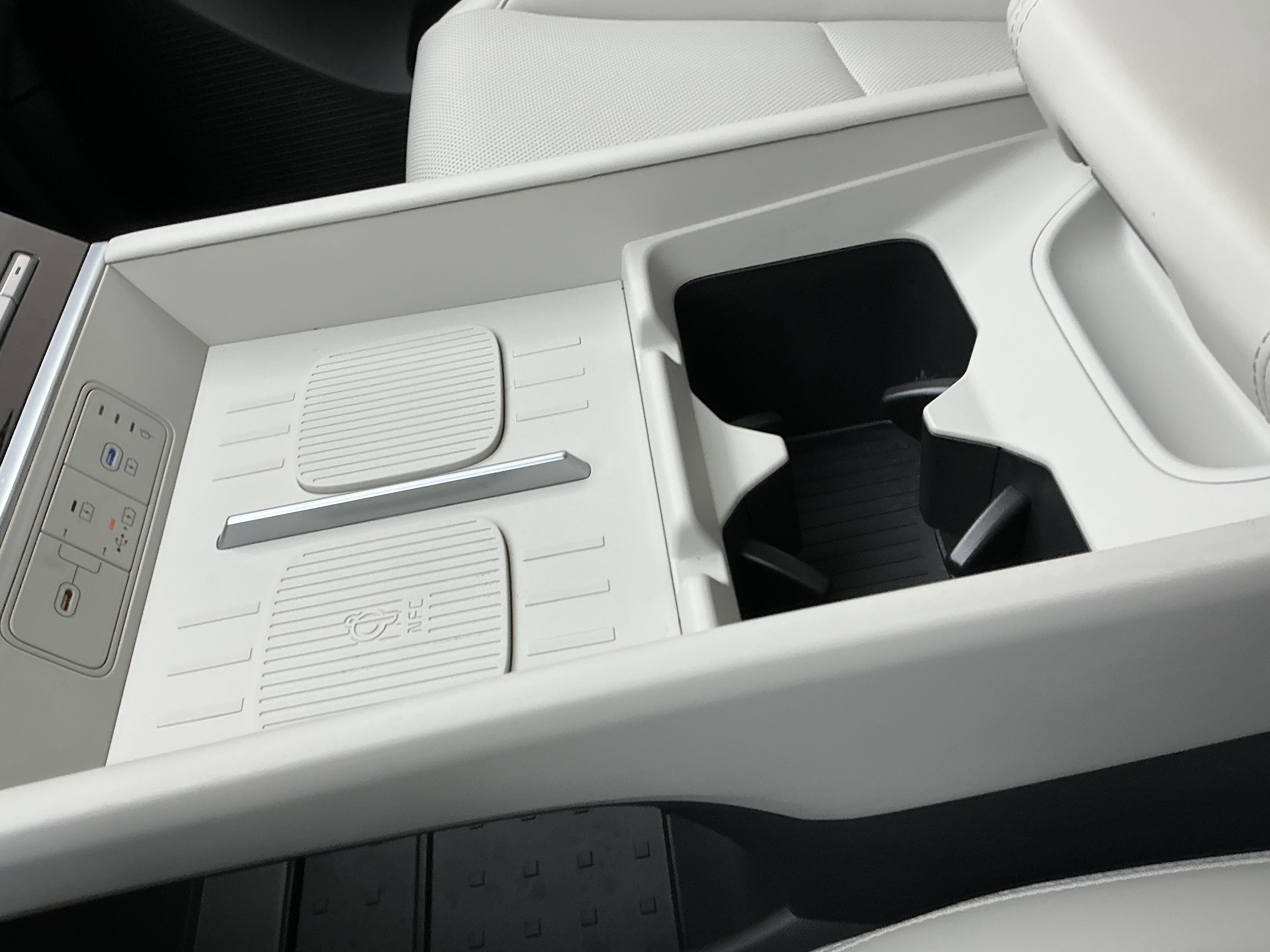 2025 Hyundai Santa Fe SEL - Photo 13