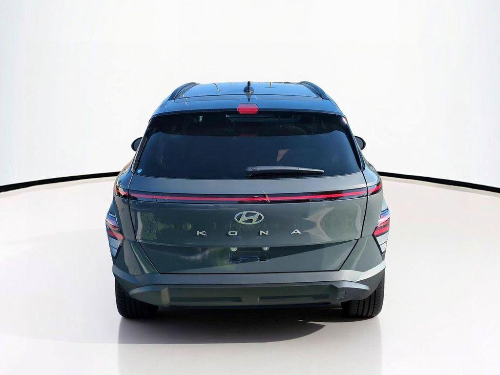 New 2027 Gray Hyundai SEL Sport FWD image 6