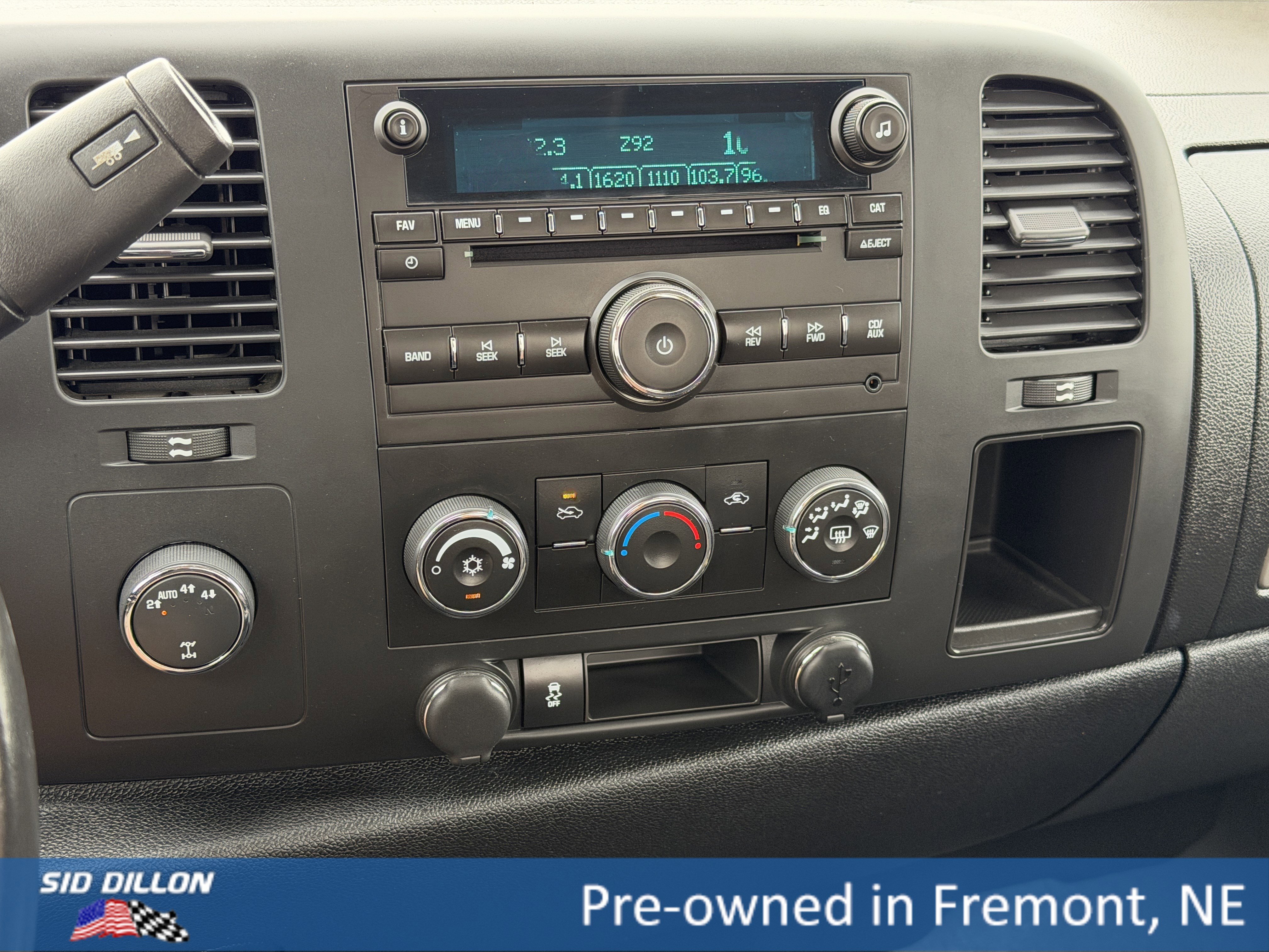 Used 2013 Summit White Chevrolet LT image 9