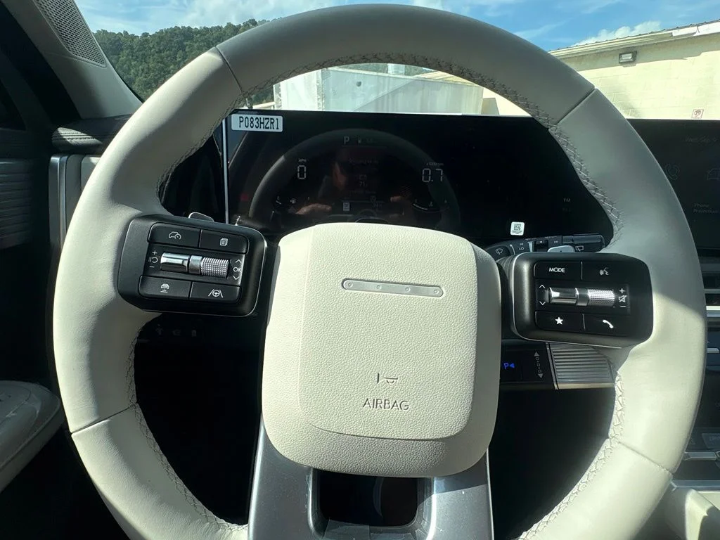 New 2027 Silver Hyundai SEL image 30