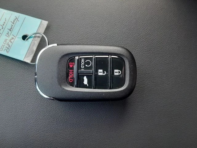 Used 2024  Honda Sport image 10