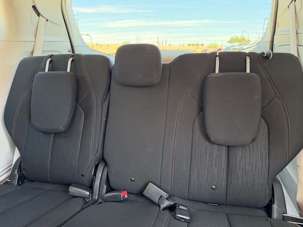 Used 2019 White Chrysler Touring Plus image 8