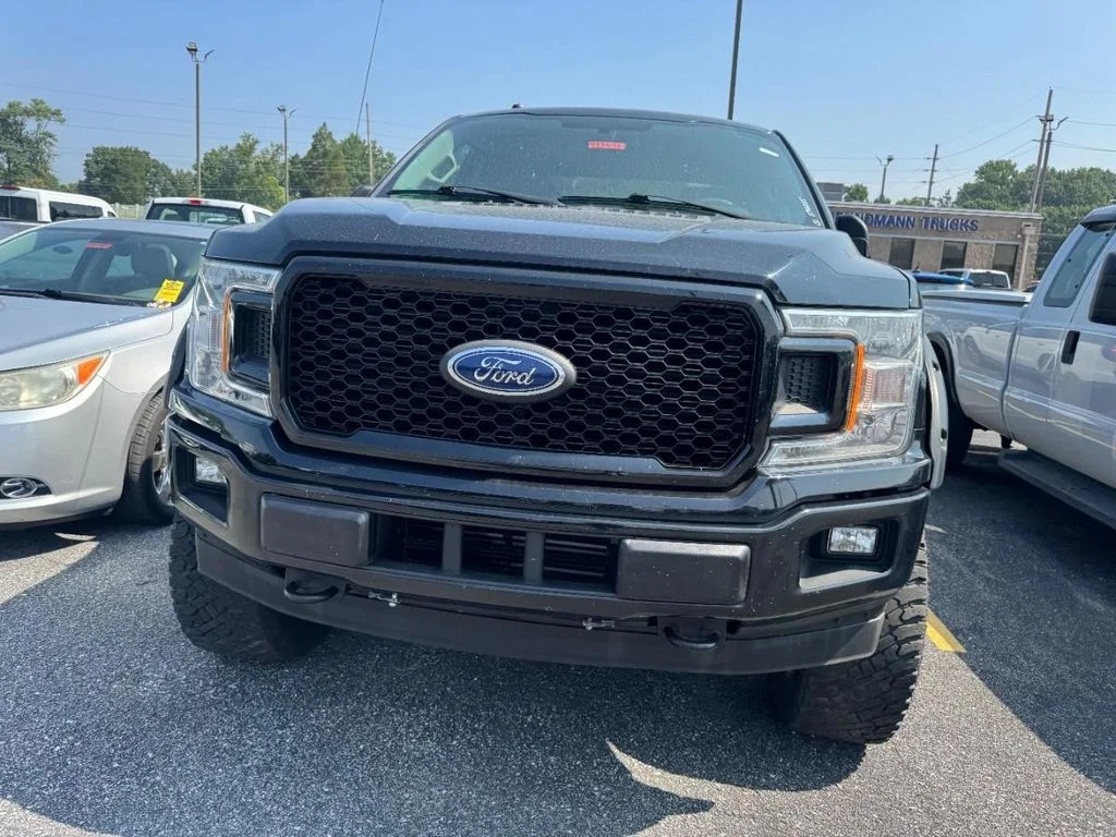 Used 2018 Shadow Black Ford XL image 4