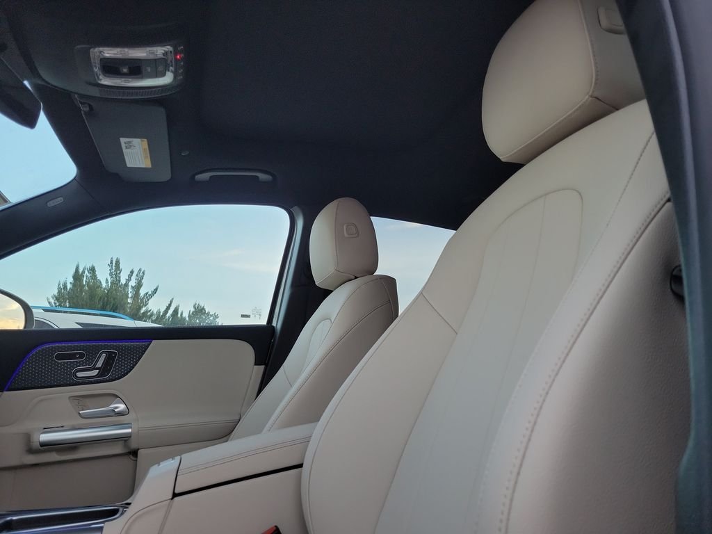 New 2026 Mountain Grey Metallic Mercedes-Benz GLA 250 image 20