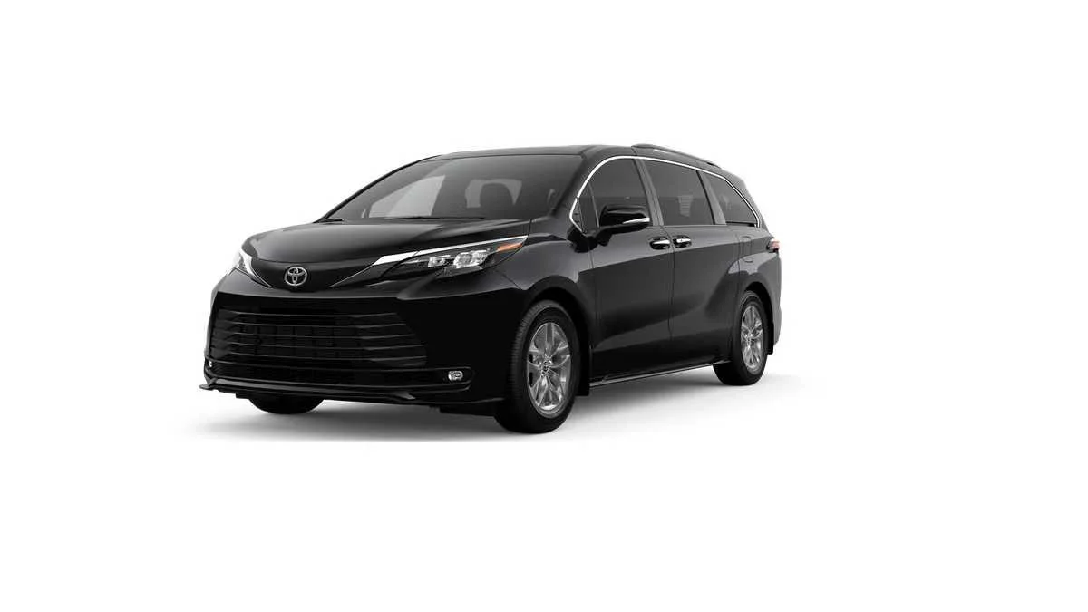 2026 Toyota Sienna XLE 8-Passenger Hybrid FWD's photo