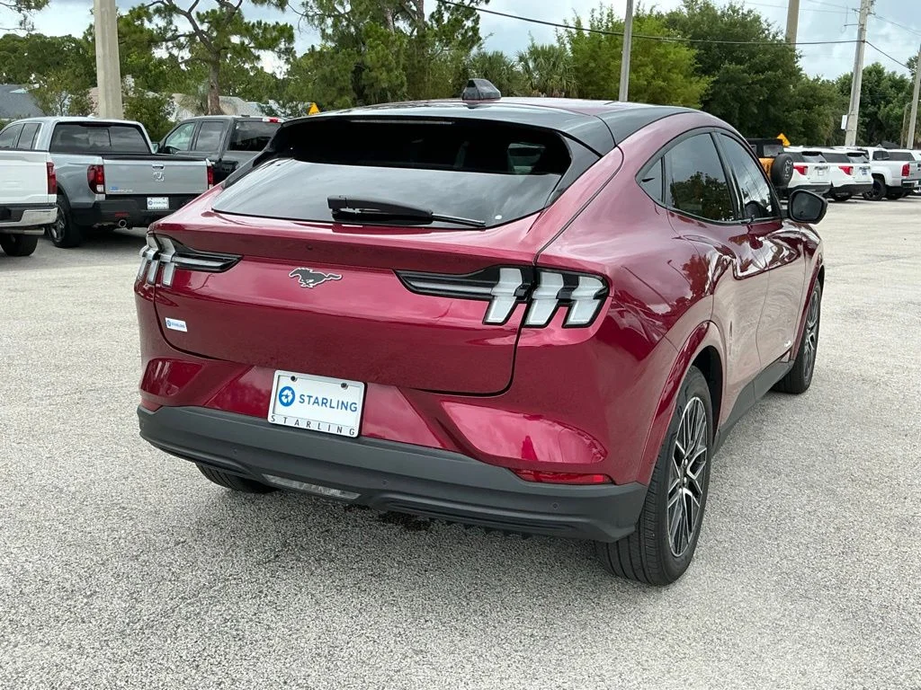 Used 2025 Red Ford Premium image 12