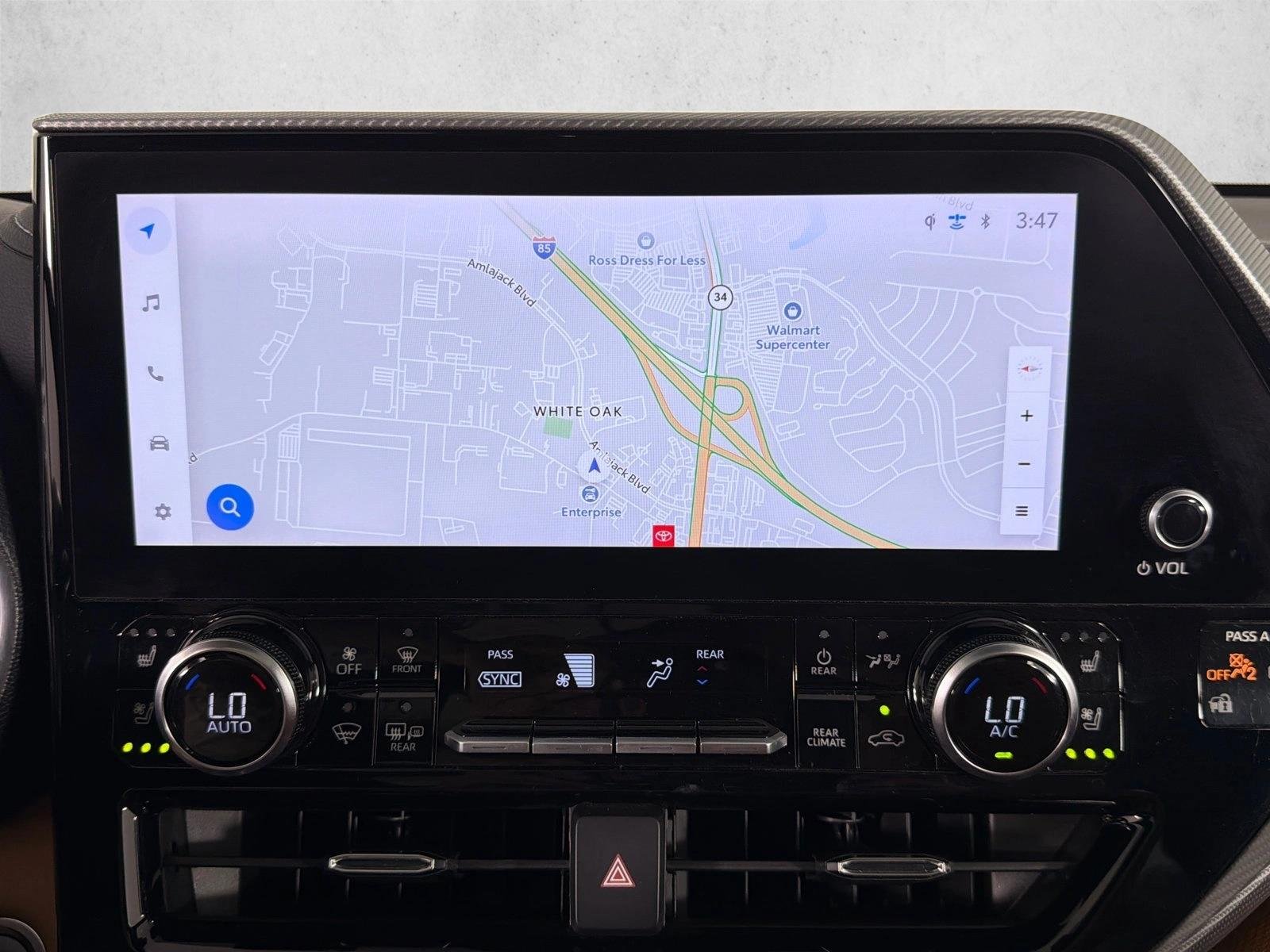 Used 2024 Wind Chill Pearl Toyota Platinum image 3