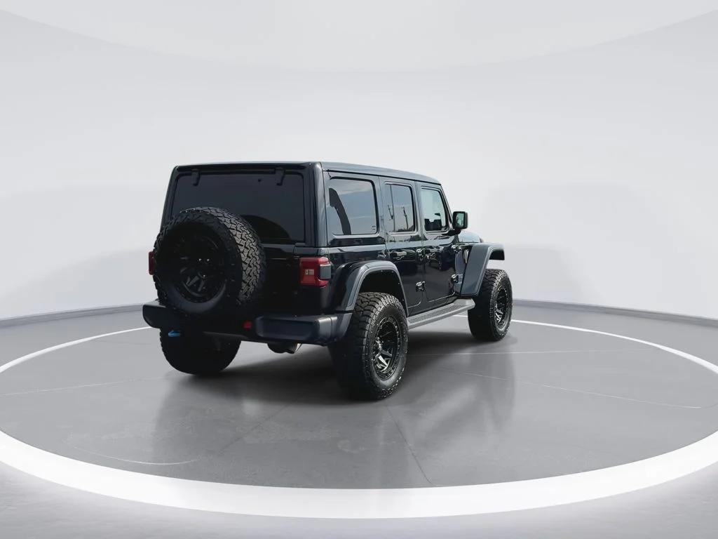 Used 2022 Black Jeep Unlimited Rubicon 4xe image 8
