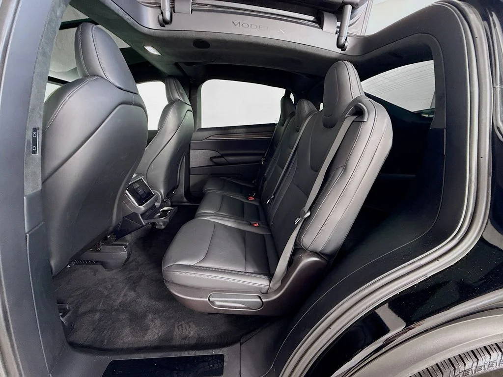 Used 2023 Black Tesla Standard Range image 24