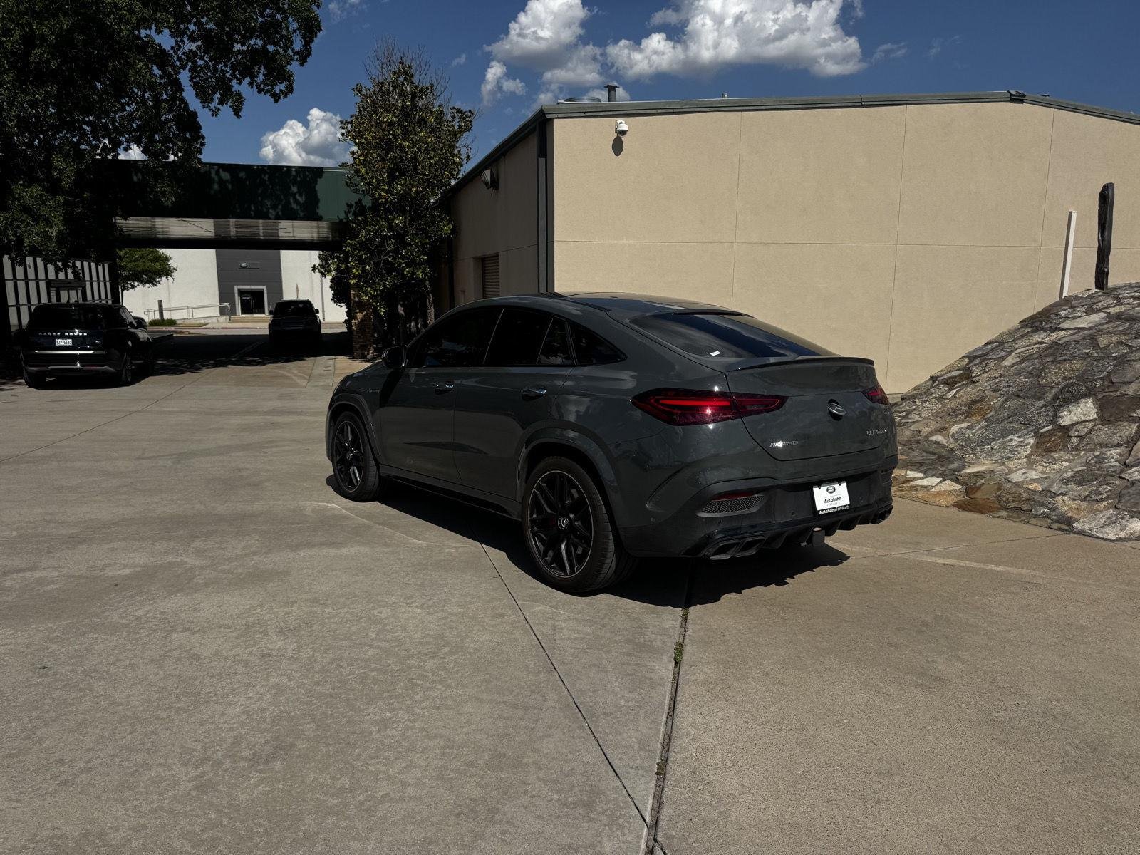 Used 2025 MANUFAKTUR Signature Silicon Grey Mercedes-Benz AMG® GLE 63 S image 3