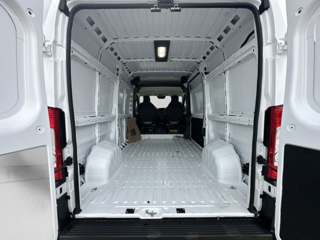 New 2026 Bright White Clear-Coat Exterior Paint RAM Base image 24